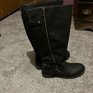 Spontaneous Brash knee high black boots 8.5w wide calf